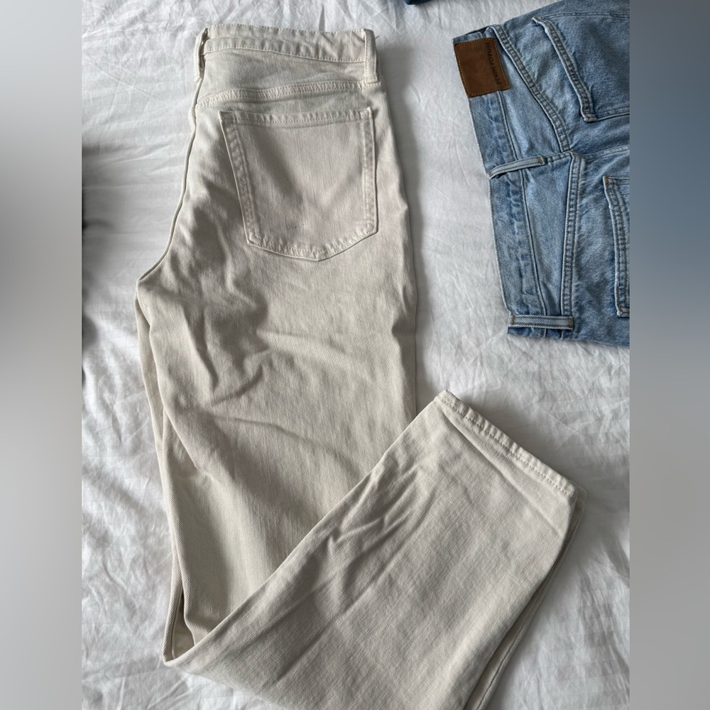 Old Navy Women's Light Cream Ankle Jeans